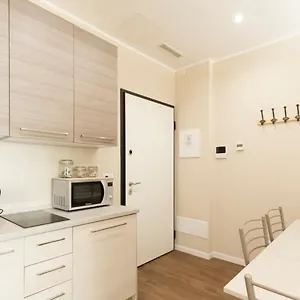 Apartment Via Torino 3 Milan