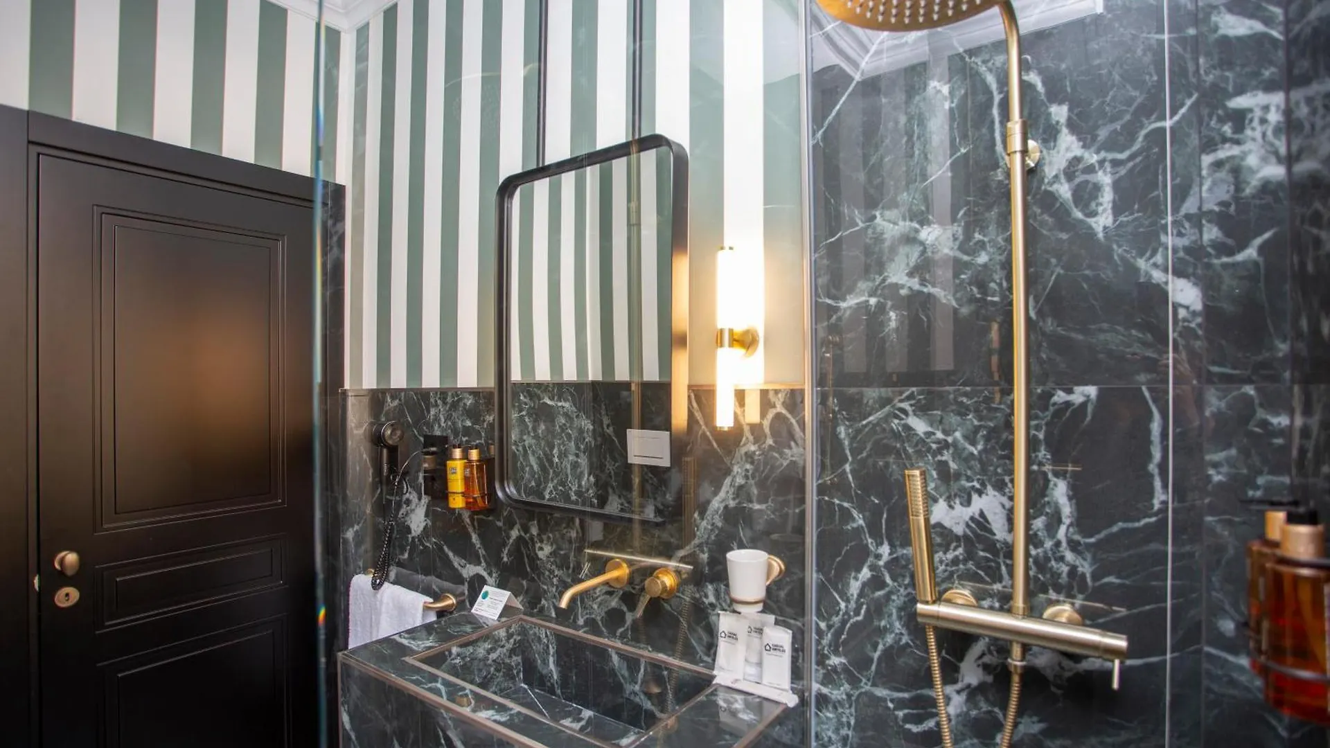 Casual Eclettico Milano Hotel